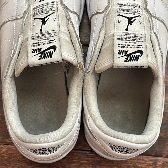 Women’s Nike AIR JORDAN 1 Low Slip On, Size 8.5 - Picture 6 of 7